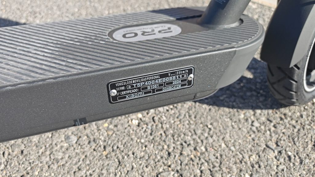 patinete con placa certificado